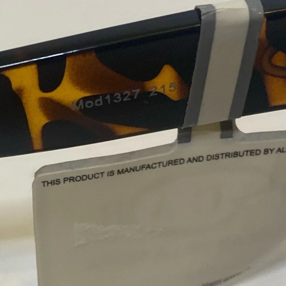 Authentic O by Oscar De La Renta Sunglasses - Picture 6 of 9